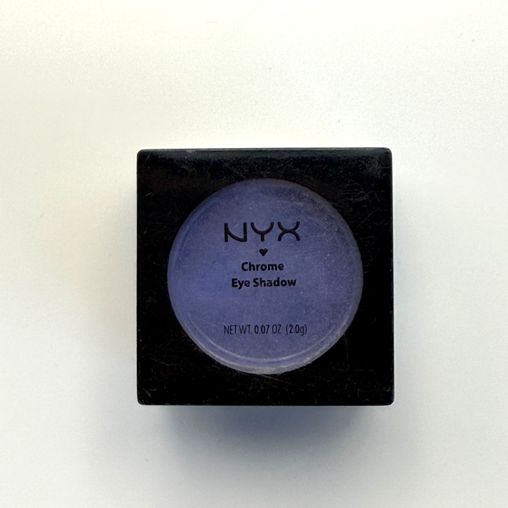 NYX Chrome Eyeshadow CES42 Violet, Cruelty Free, Hypoallergenic